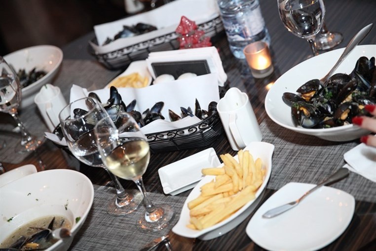 Moules et Frites at Monte Cassino